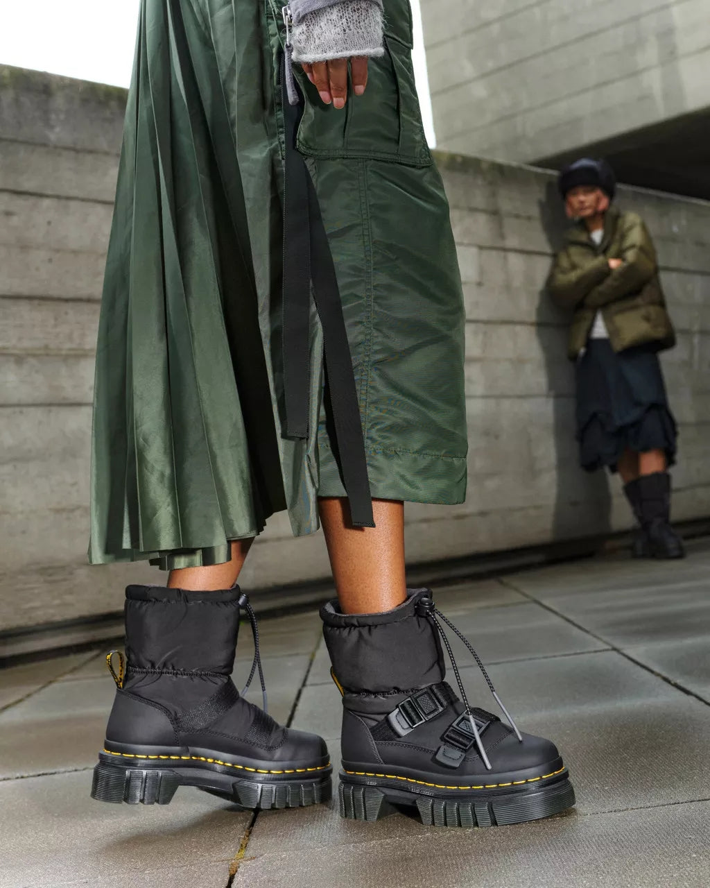Dr martens black abandon deals